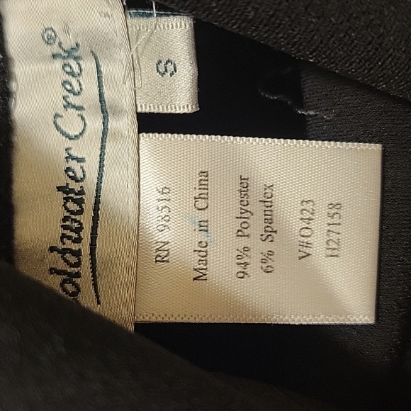 Small Coldwater Creek Winter Blouse - Picture 2 of 4